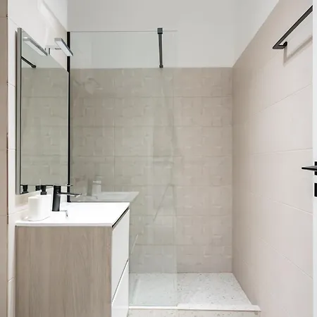 Plaza 214 Apartamento