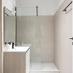 Plaza 214 아파트